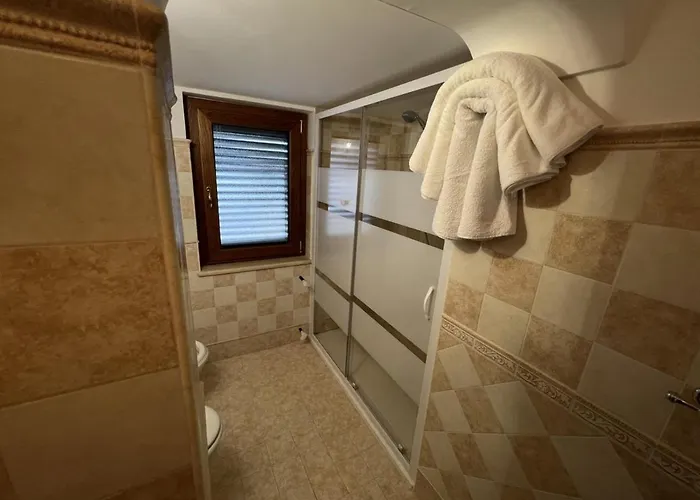 住宿加早餐酒店 Kiru 维博瓦伦蒂亚