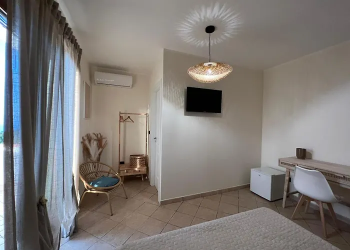 Kiru 住宿加早餐酒店 维博瓦伦蒂亚